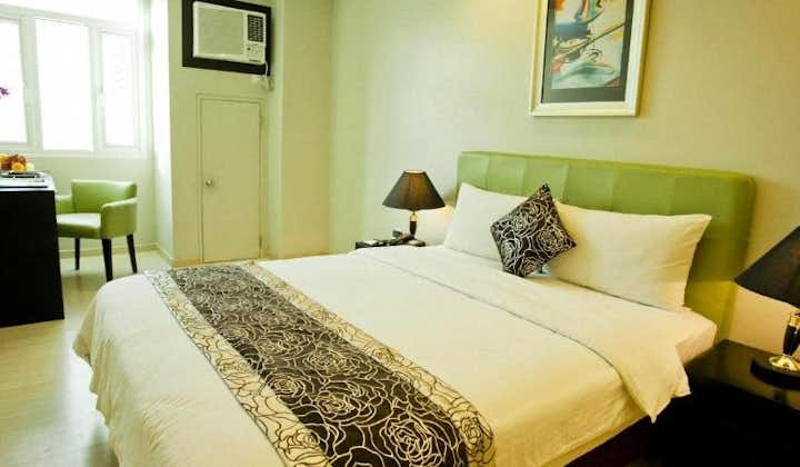 Deluxe Classic Room at The Exchange Regency Residence Hotel Ortigas