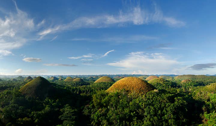 Sightseeing at Chocolate Hills view deck