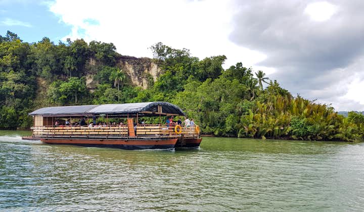 Shared Loboc River Cruise lunch