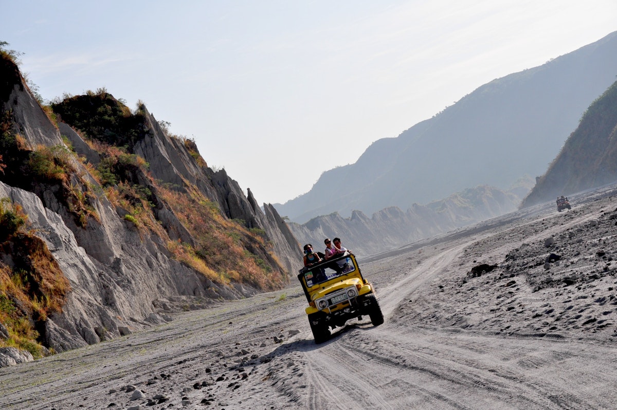 Mt Pinatubo Volcano Crater Day Hike With Transfers From Manila 4x4 Rental And Lunch Guide To 3359