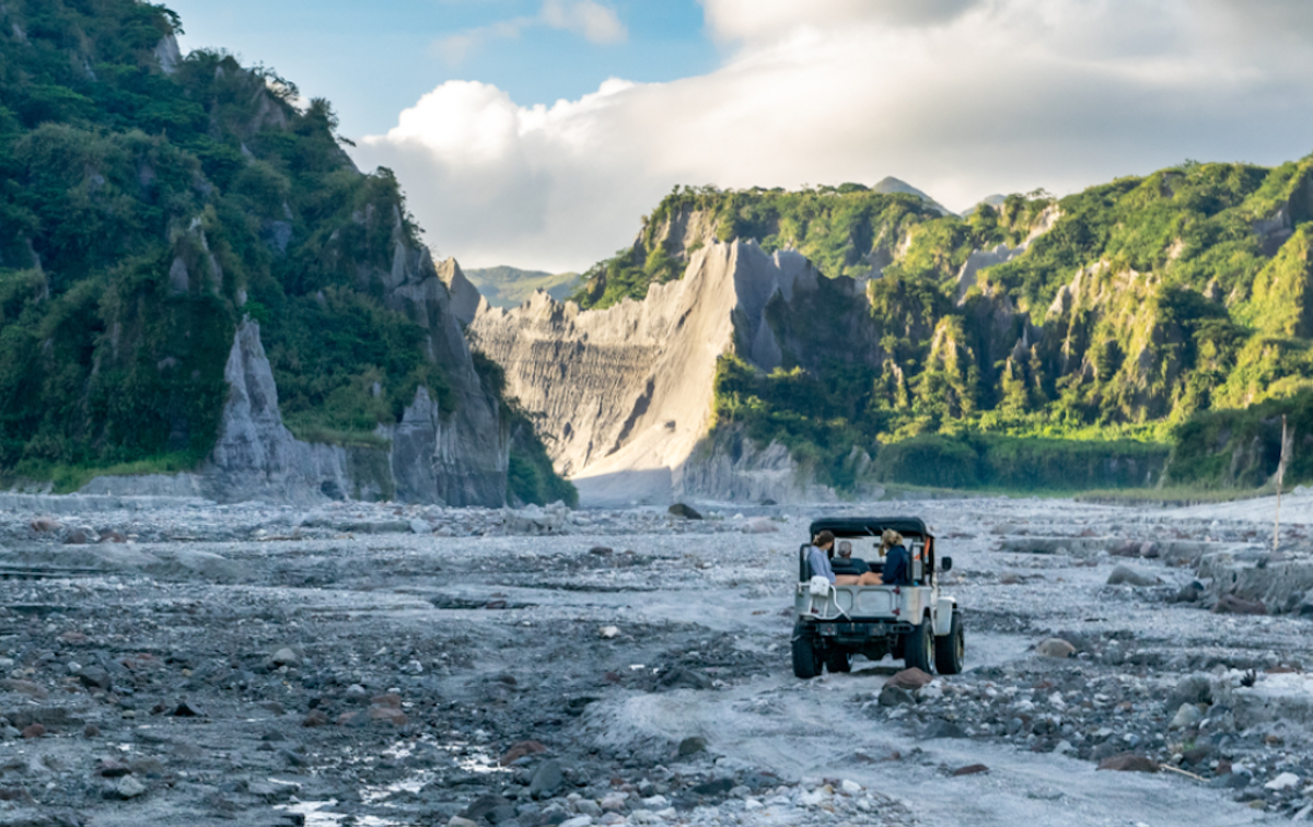 Mt Pinatubo Volcano Crater Day Hike With Transfers From Manila 4x4 Rental And Lunch Guide To 6446