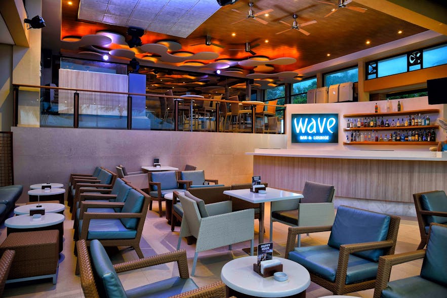 Wave Bar and Lounge at Henann Regency Resort & Spa