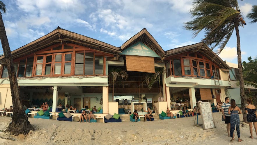 Paraw Beach Club