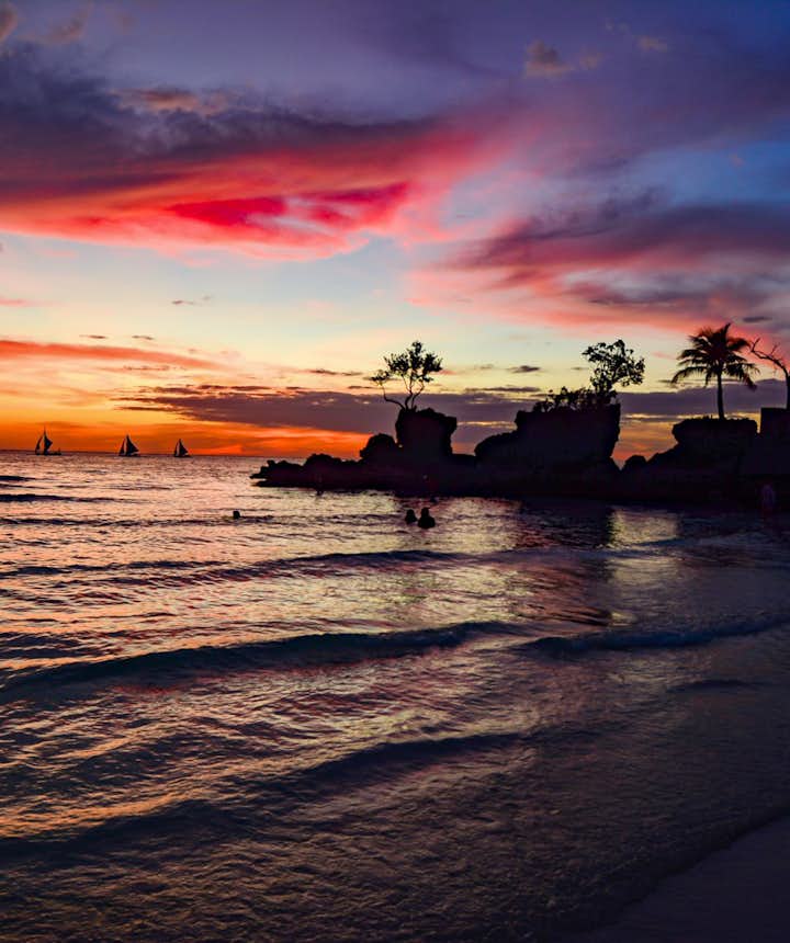 Sunset at Boracay's White Beach