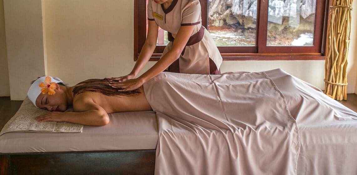 Relaxing signature massage at Cauayan Island Resort El Nido