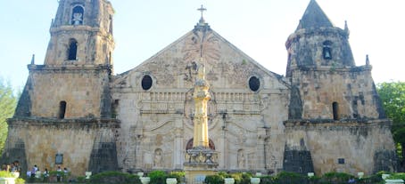 Have a prayer at Miag-ao Church, Iloilo City (UNESCO World Heritage Site)