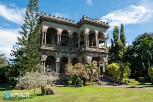Explore the Ruins in Bacolod City