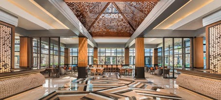 Be amazed with the stunning lobby of DusitD2 Hotel