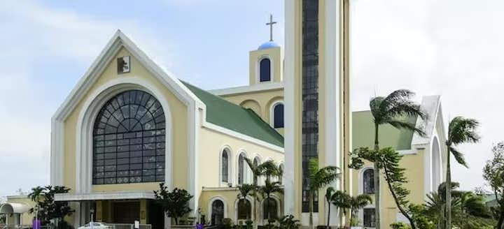 Camarines Sur Top Religious Sites Full-Day Private Tour with Lunch & Transfers from Legazpi City