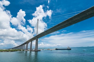 제2의 세부-막탄 다리라고도 알려진 마르셀로 페르난 다리(Marcelo Fernan Bridge)