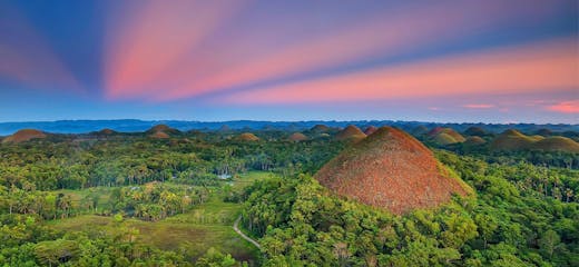 18 Best Tourist Spots in Bohol Philippines: Chocolate Hills, Loboc River Cruise, Alona Beach