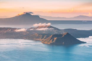 Private Taal Lake Tour with Boat Ride Near Volcano, Guide & Entrance Fees
