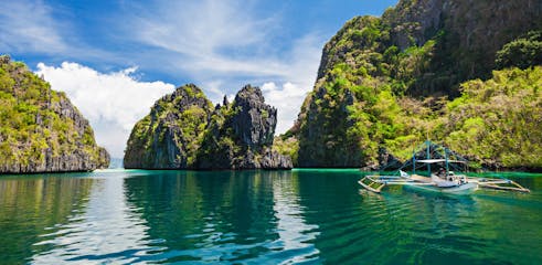 What is the Best Coron Tour to Book? Island Hopping, Diving, Firefly Watching