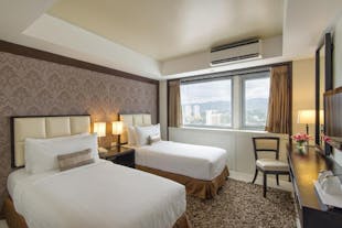 3D2N Cebu Package | Quest Hotel and Conference Center Cebu with Breakfast, Transfers & Add-On Tours