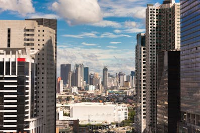 Deluxe level accommodation in Manila