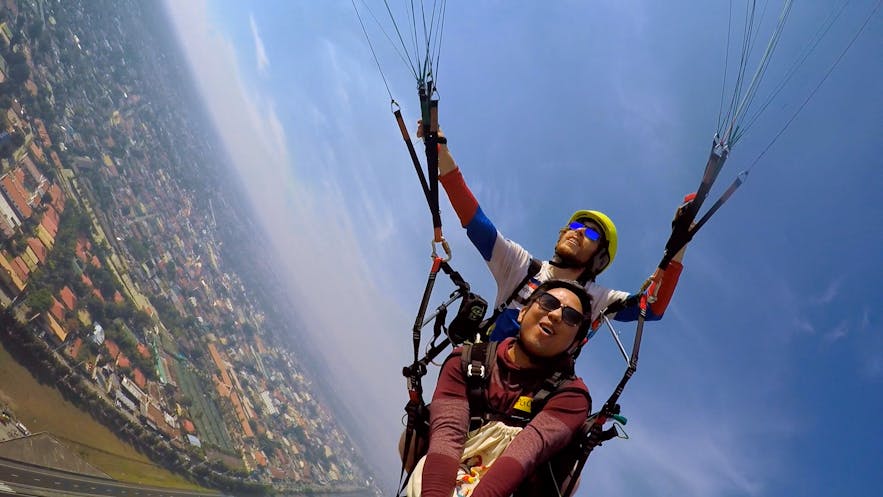 Tandem paragliding at PIHABF