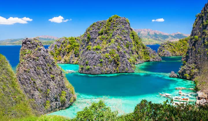 Coron Island Hopping Tour to Kayangan Lake & Barracuda Lake | Palawan Super Ultimate Package