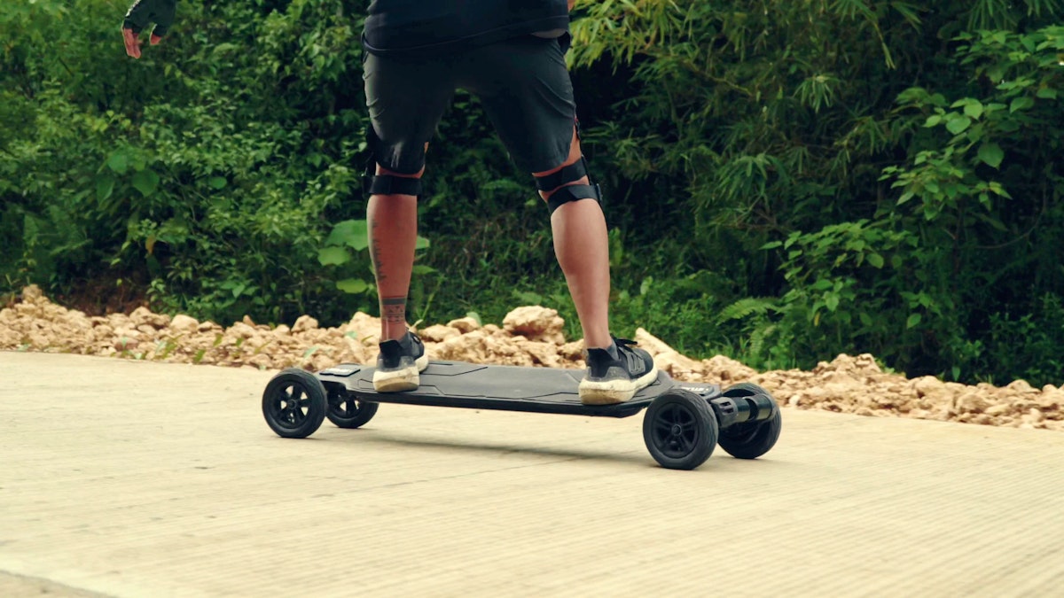 Siargao Electric Skateboard Sunset Tour with Guide & Safety Gear ...