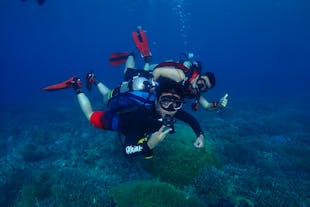 Cebu Bantayan Island 3-Hour Discover Scuba Diving with Divemaster Assistance, Gear & Boat Transfers