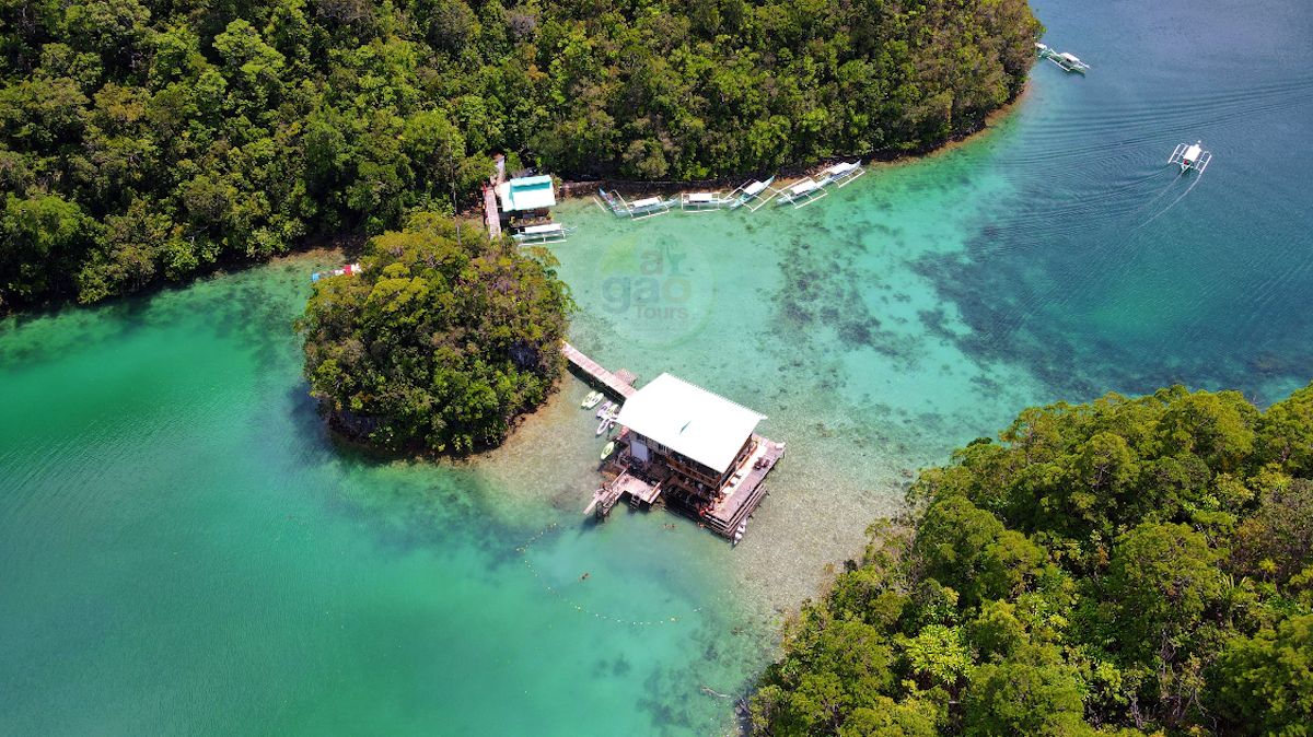 Siargao Island Hopping Party Boat Shared Tour With Boodle Fight Lunch 